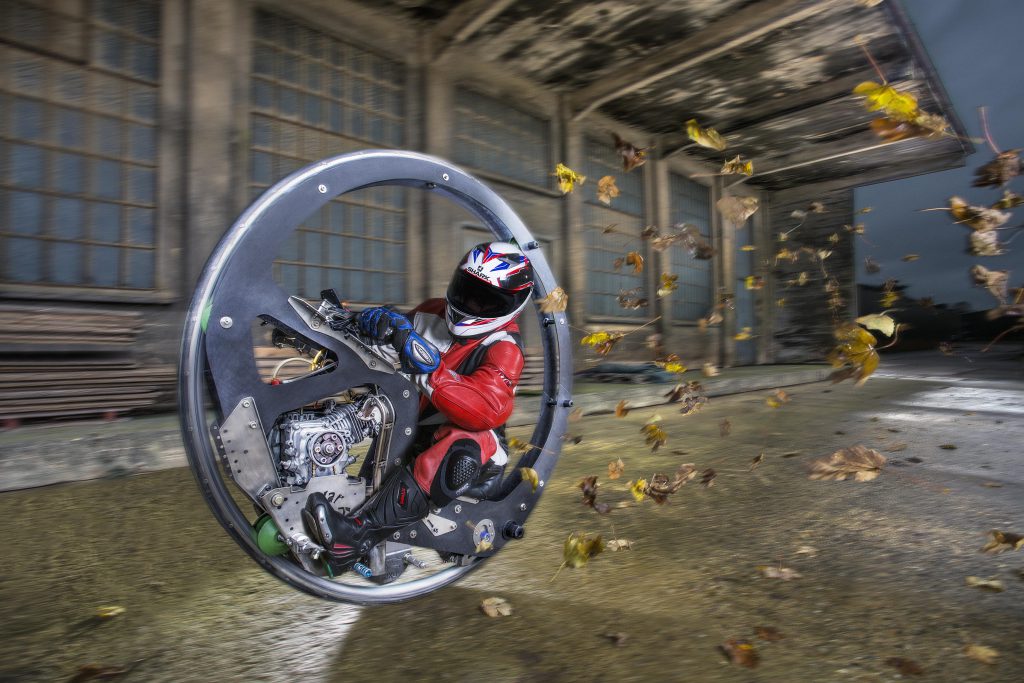 Monowheel : la grande roue ultra rapide